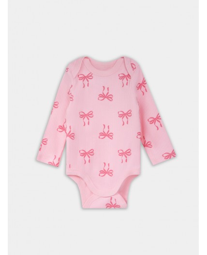 Боди сердечки на молочном +бантики на розовой сказке