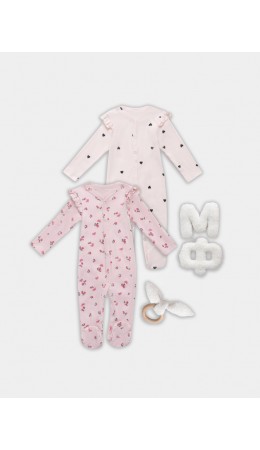 Комбинезон сердца на св.розовом +цветочки на розовом