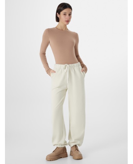 Джемпер бежевый