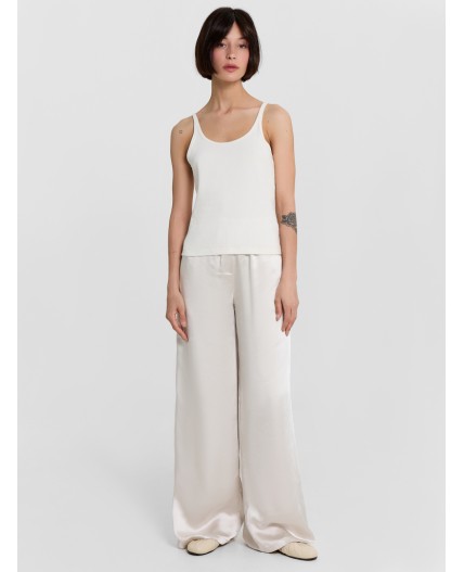 Брюки молочный