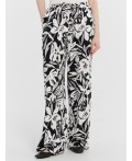 Брюки белые цветы на черном