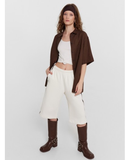 Шорты молочный