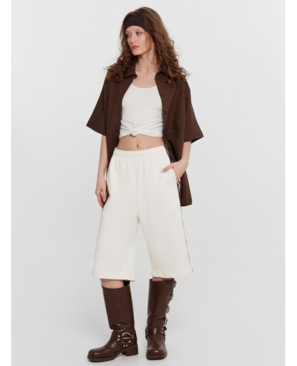 Шорты молочный