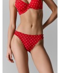 Трусы сердечки на красном
