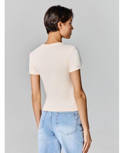 Футболка сливочное масло