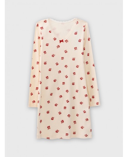 Сорочка вишенки на св.молочном