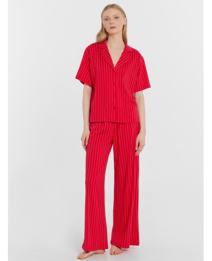 Пижама полоска на красном