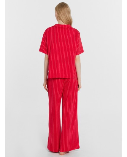 Пижама полоска на красном