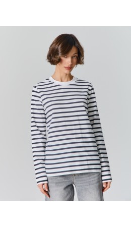 Джемпер бело -черная полоска