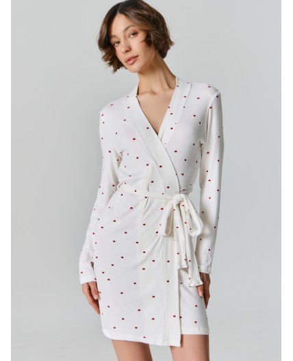 Халат сердечки на белом