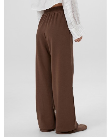 Брюки ореховый