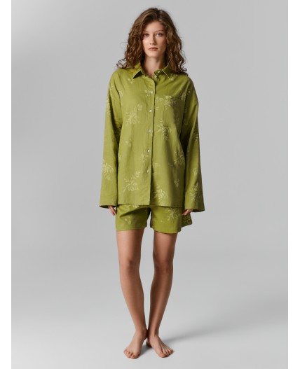 Шорты цветы на оливковом