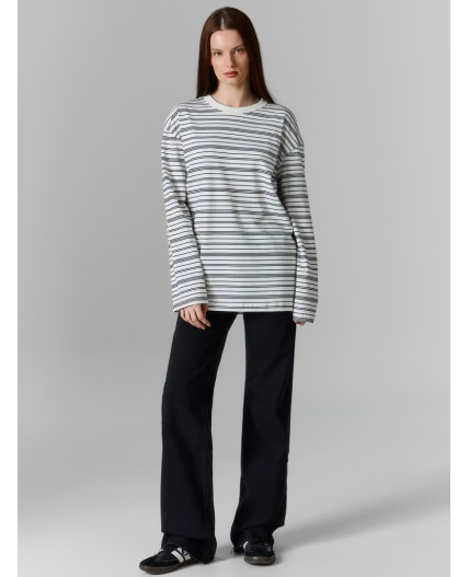 Джемпер полоска на св.молочном