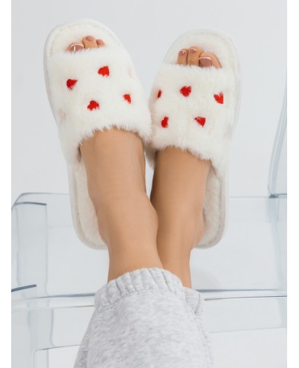 Тапки молочный +красный