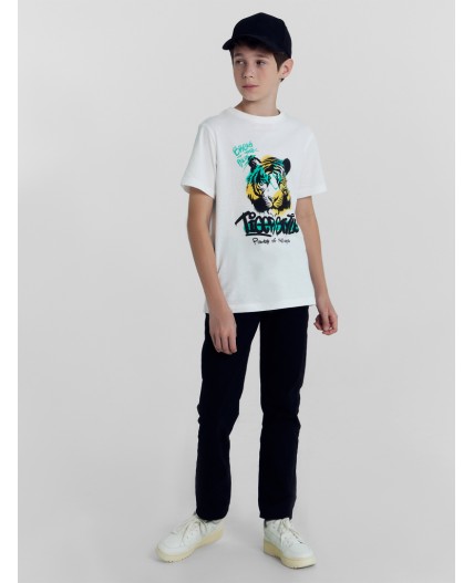 Футболка белый +черно -белое граффити
