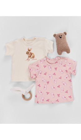 Джемпер молочный +бантики и зайки на розовом