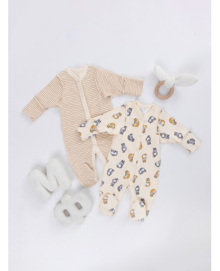 Комбинезон котики на слив. масле +полоска на слив. масле