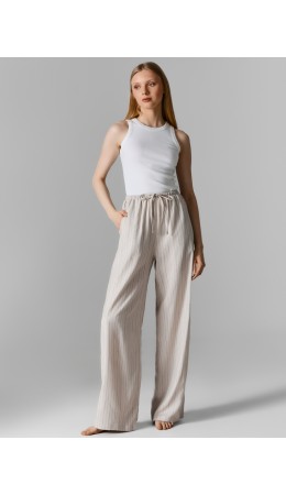 Брюки полоска на бежевом