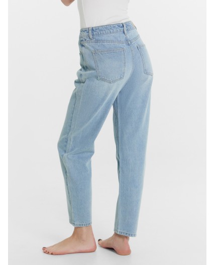 Брюки женские джинсовые mom fit голубые Цвет: голубой