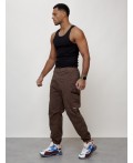 Джинсы карго мужские с накладными карманами коричневого цвета 2419K