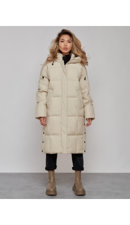 Пальто утепленное молодежное зимнее женское бежевого цвета 52392B