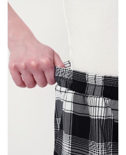 CLE LSH25-968 Шорты жен. Home line ВЛ25, чёрный/молочный