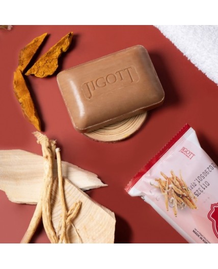 Jigott Мыло-скраб для лица и тела с экстрактом красного женьшеня / Red Ginseng Scrub Soap, 150 г