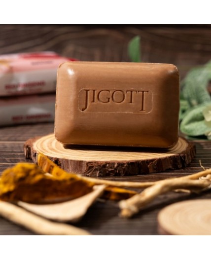 Jigott Мыло-скраб для лица и тела с экстрактом красного женьшеня / Red Ginseng Scrub Soap, 150 г