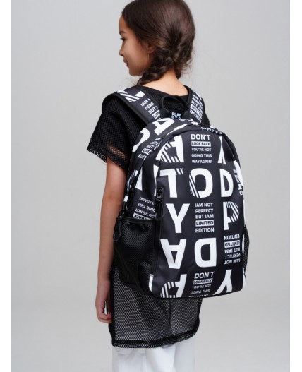 Рюкзак текстильный для девочек черный,белый