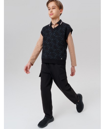 Жилет трикотажный для мальчиков черный