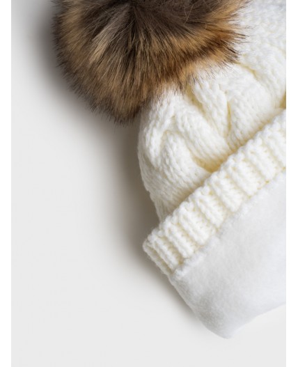 Шапка трикотажная для девочек молочный