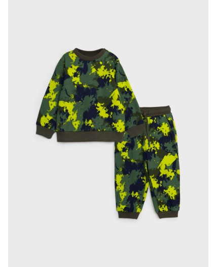 Комплект детский трикотажный для мальчиков: толстовка, брюки разноцветный