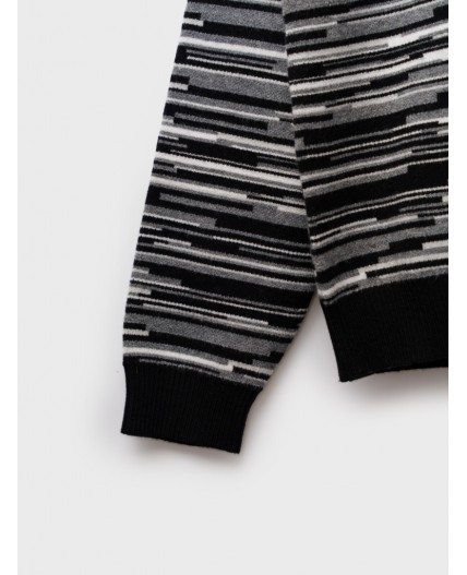 Свитер трикотажный для мальчиков разноцветный