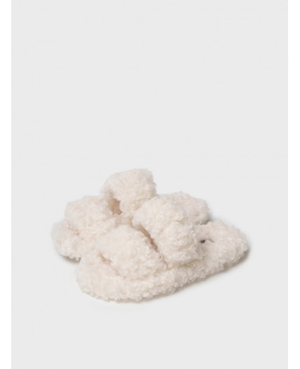 Тапочки для девочек белый