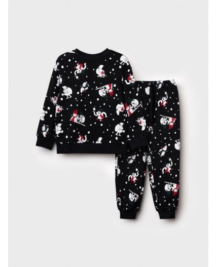 Пижама трикотажная для мальчиков разноцветный