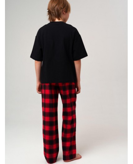 Комплект для мальчиков: брюки текстильные, фуфайка трикотажная (футболка) красный,черный