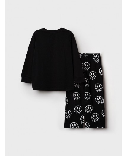 Комплект трикотажный для мальчиков: фуфайка (футболка с длинными рукавами), брюки черный,зеленый