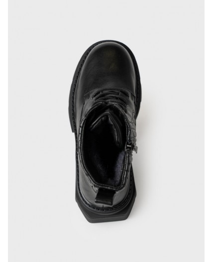 Ботинки для девочек черный