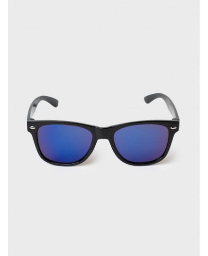 Солнцезащитные очки для мальчика черный