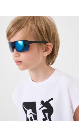 Солнцезащитные очки для детей черный
