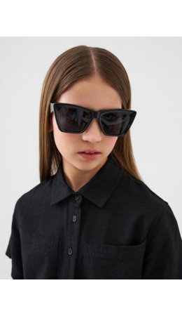 Солнцезащитные очки с поляризацией для детей черный