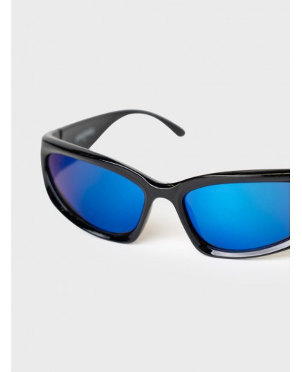 Солнцезащитные очки для детей черный