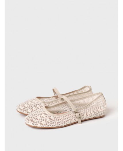 Туфли женские молочный