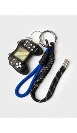 Брелок с электронной игрой для мальчиков черный,синий