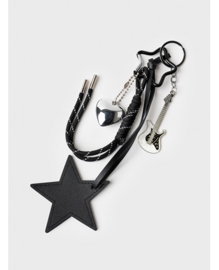 Брелок для девочек черный