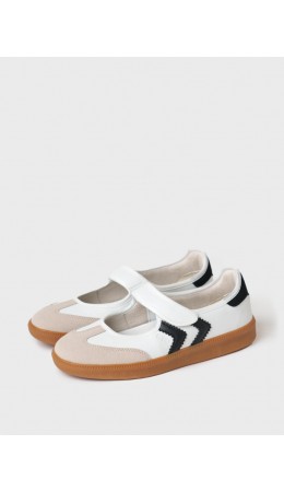 Туфли для девочек белый,черный