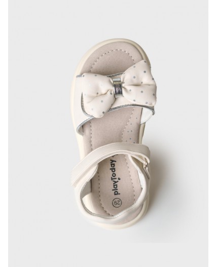 Туфли открытые для девочек бежевый