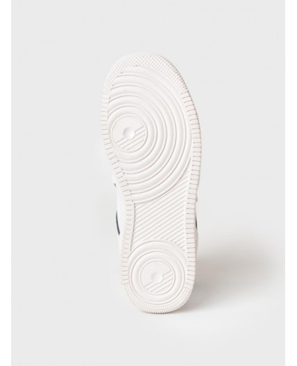 Полуботинки для мальчиков белый,черный