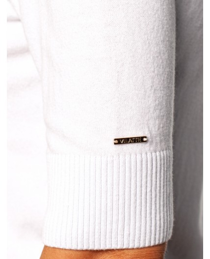 Свитер женский белый