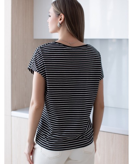 Футболка женская черно-белый